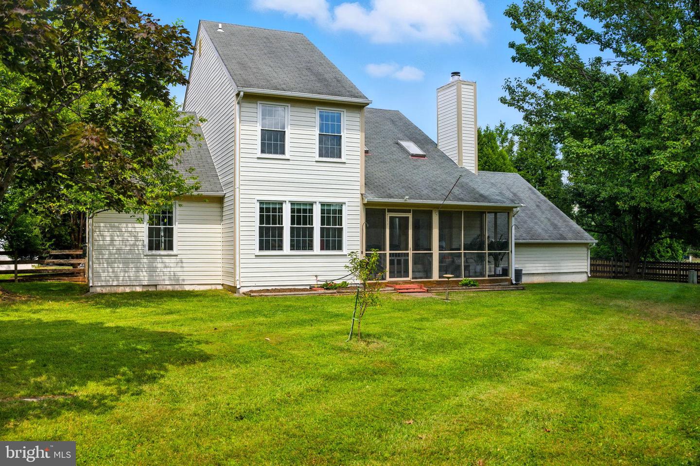 21165 HAYSHIRE CT, ASHBURN, Virginia 20147, 4 Bedrooms Bedrooms, 11 Rooms Rooms,2 BathroomsBathrooms,Residential,For sale,21165 HAYSHIRE CT,VALO2104468 MLS # VALO2104468