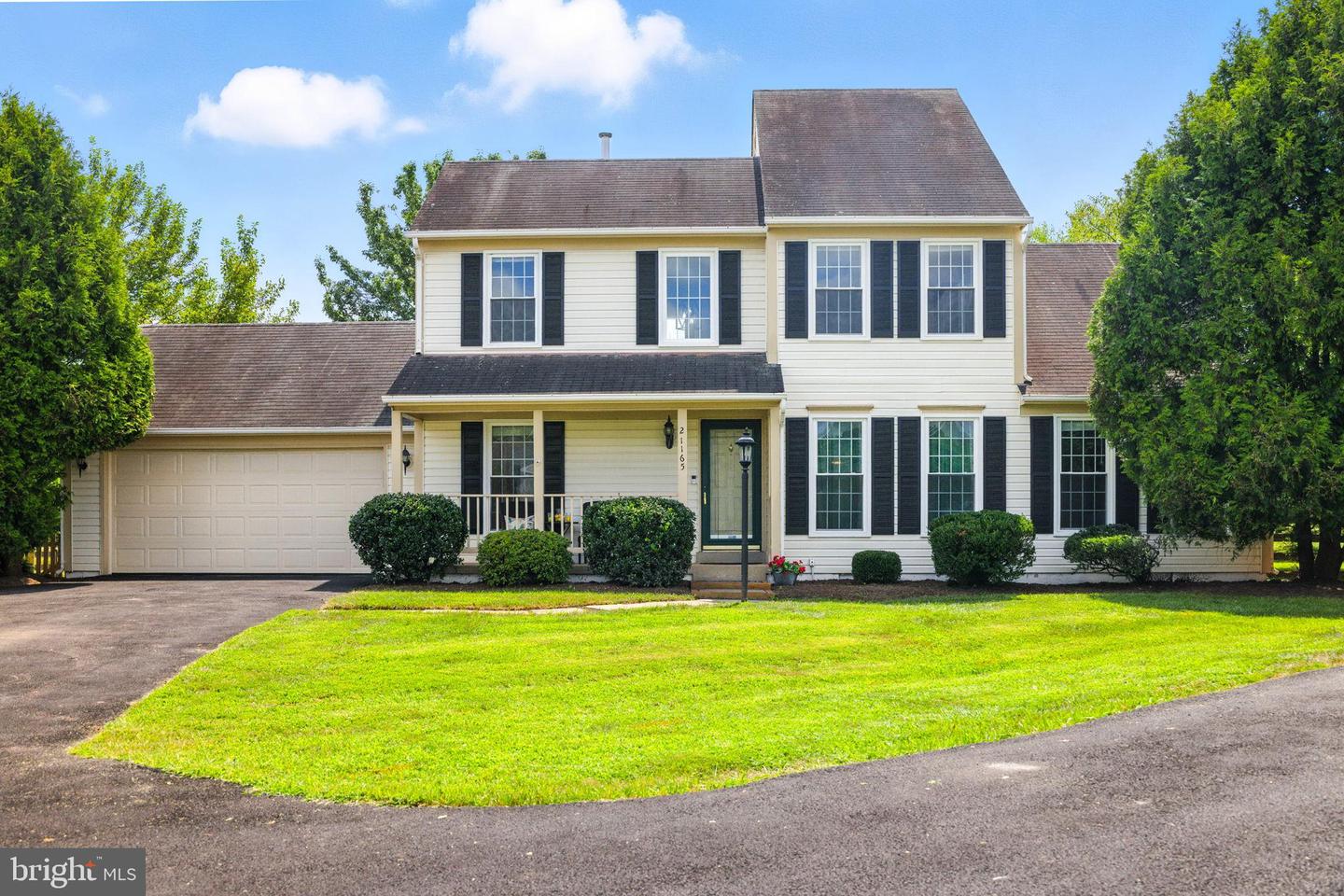 21165 HAYSHIRE CT, ASHBURN, Virginia 20147, 4 Bedrooms Bedrooms, 11 Rooms Rooms,2 BathroomsBathrooms,Residential,For sale,21165 HAYSHIRE CT,VALO2104468 MLS # VALO2104468