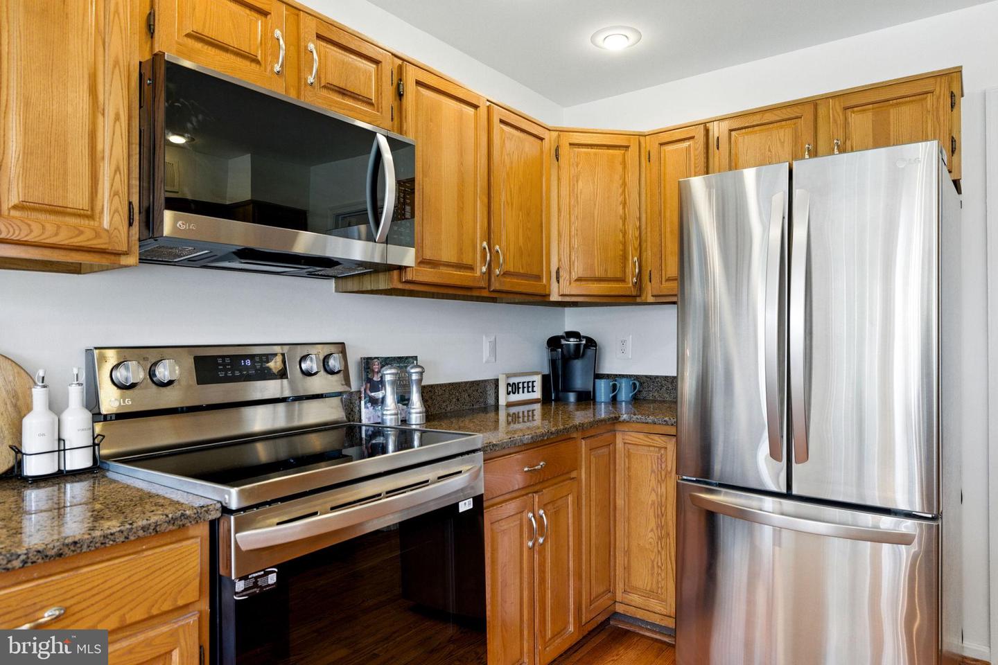 21165 HAYSHIRE CT, ASHBURN, Virginia 20147, 4 Bedrooms Bedrooms, 11 Rooms Rooms,2 BathroomsBathrooms,Residential,For sale,21165 HAYSHIRE CT,VALO2104468 MLS # VALO2104468