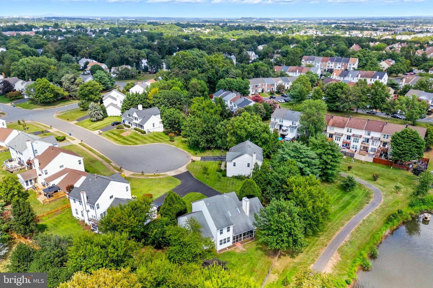 21165 HAYSHIRE CT, ASHBURN, Virginia 20147, 4 Bedrooms Bedrooms, 11 Rooms Rooms,2 BathroomsBathrooms,Residential,For sale,21165 HAYSHIRE CT,VALO2104468 MLS # VALO2104468