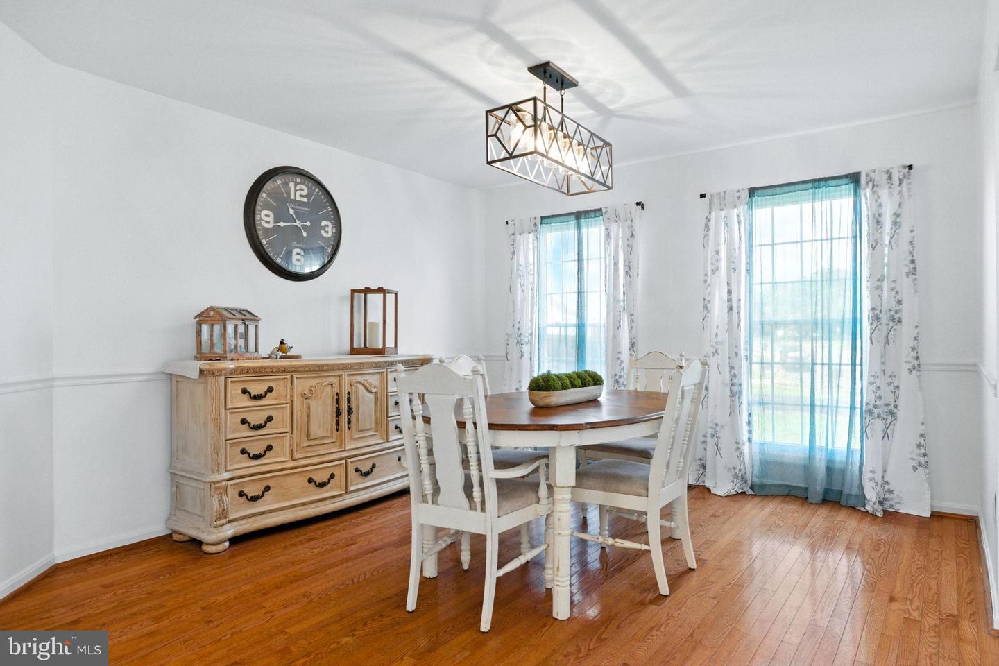 21165 HAYSHIRE CT, ASHBURN, Virginia 20147, 4 Bedrooms Bedrooms, 11 Rooms Rooms,2 BathroomsBathrooms,Residential,For sale,21165 HAYSHIRE CT,VALO2104468 MLS # VALO2104468