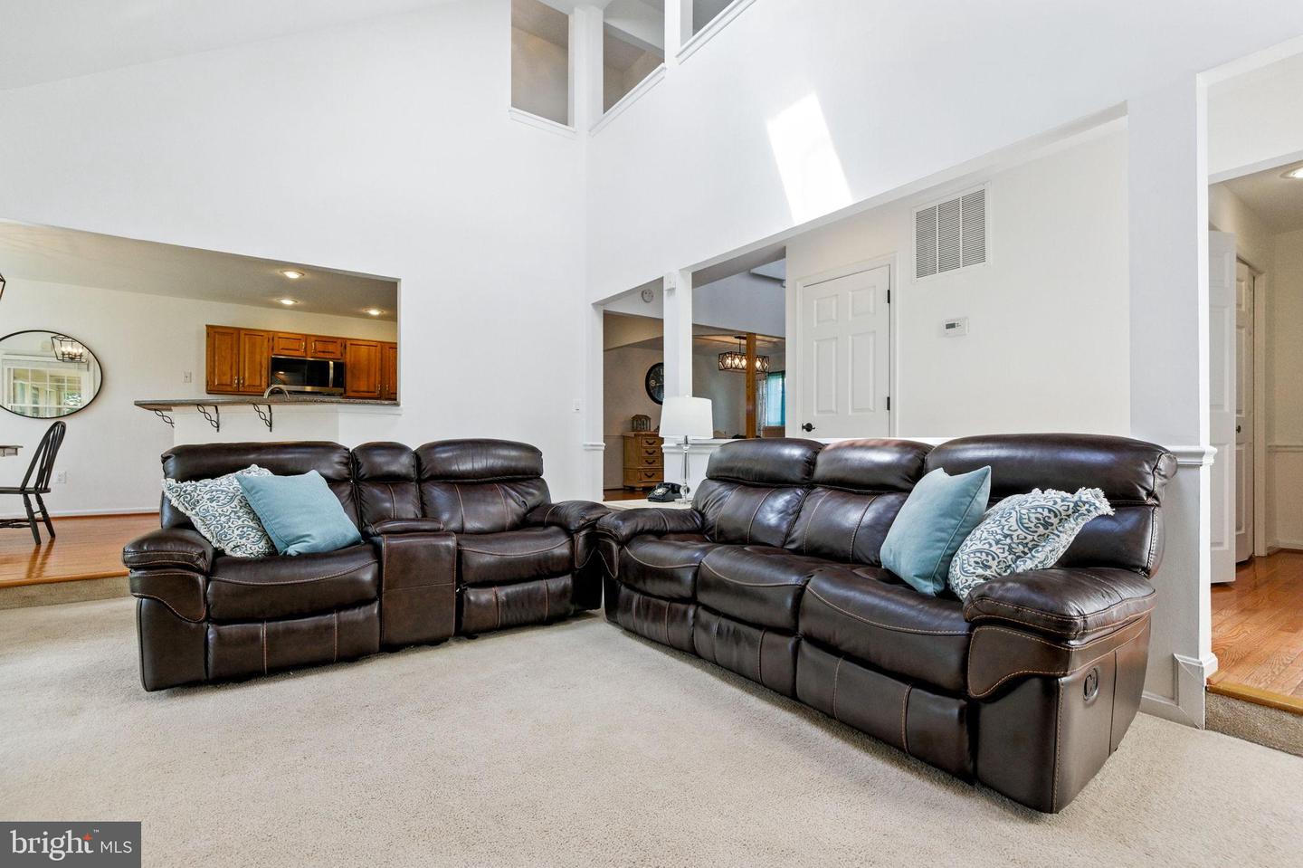 21165 HAYSHIRE CT, ASHBURN, Virginia 20147, 4 Bedrooms Bedrooms, 11 Rooms Rooms,2 BathroomsBathrooms,Residential,For sale,21165 HAYSHIRE CT,VALO2104468 MLS # VALO2104468