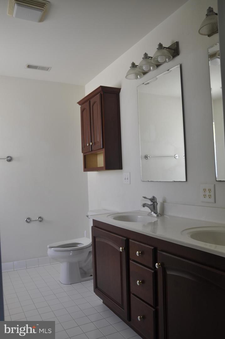 174 OLYMPIC, STAFFORD, Virginia 22554, 5 Bedrooms Bedrooms, ,3 BathroomsBathrooms,Residential,For sale,174 OLYMPIC,VAST2041790 MLS # VAST2041790