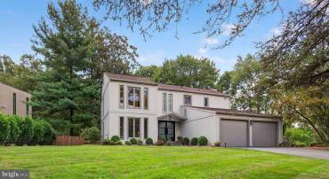 1407 WOLFTRAP RUN RD, VIENNA, Virginia 22182, 4 Bedrooms Bedrooms, ,3 BathroomsBathrooms,Residential,For sale,1407 WOLFTRAP RUN RD,VAFX2261110 MLS # VAFX2261110