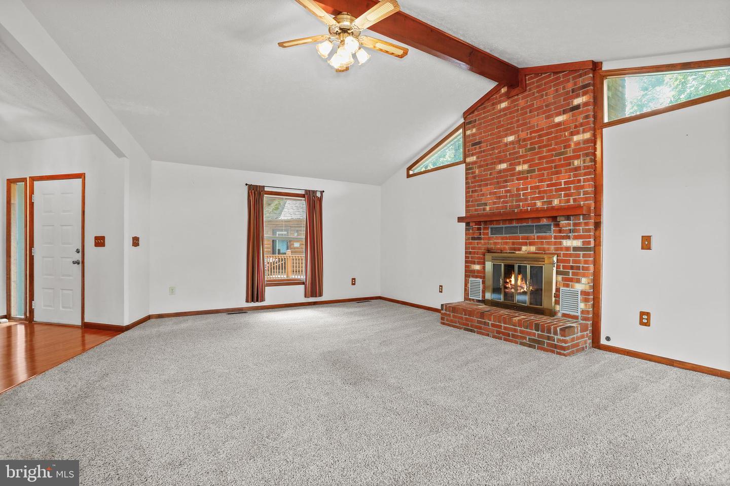119 LARKSPUR LN, LOCUST GROVE, Virginia 22508, 3 Bedrooms Bedrooms, ,3 BathroomsBathrooms,Residential,For sale,119 LARKSPUR LN,VAOR2010482 MLS # VAOR2010482