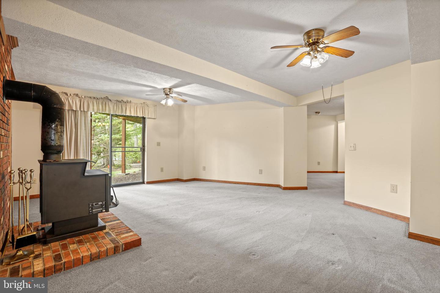 119 LARKSPUR LN, LOCUST GROVE, Virginia 22508, 3 Bedrooms Bedrooms, ,3 BathroomsBathrooms,Residential,For sale,119 LARKSPUR LN,VAOR2010482 MLS # VAOR2010482