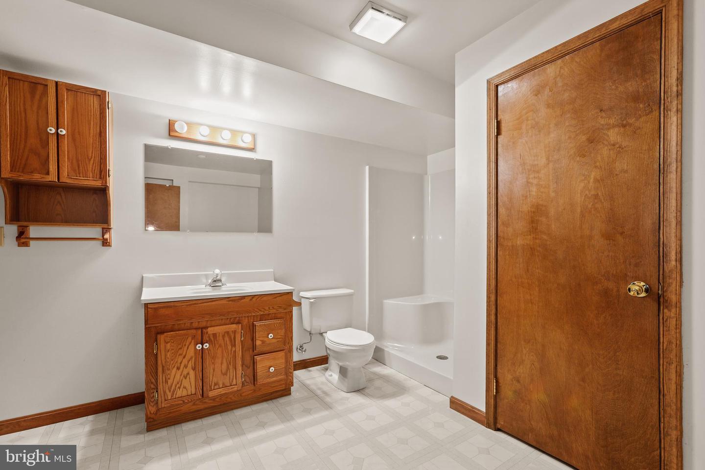 119 LARKSPUR LN, LOCUST GROVE, Virginia 22508, 3 Bedrooms Bedrooms, ,3 BathroomsBathrooms,Residential,For sale,119 LARKSPUR LN,VAOR2010482 MLS # VAOR2010482