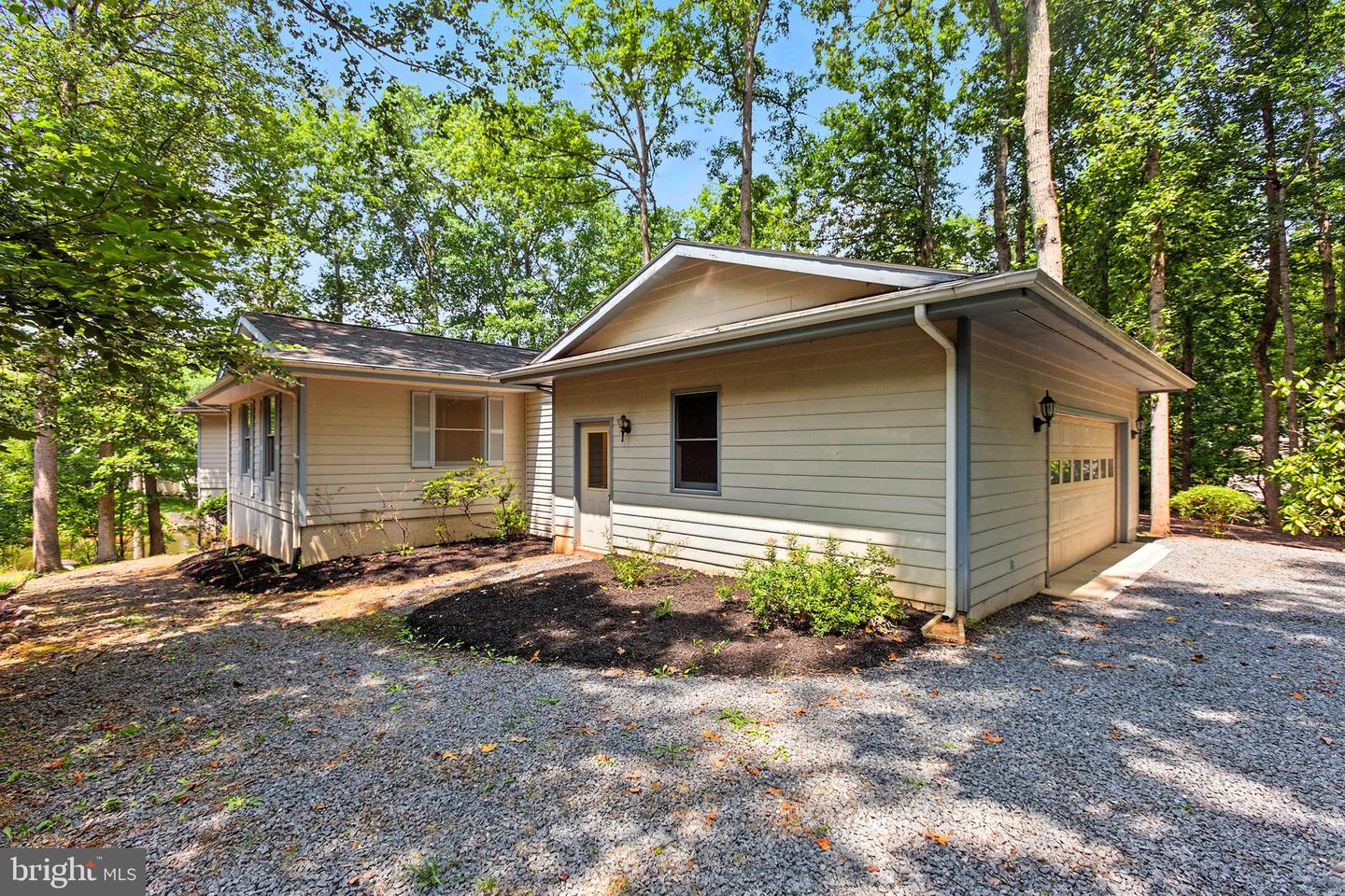 119 LARKSPUR LN, LOCUST GROVE, Virginia 22508, 3 Bedrooms Bedrooms, ,3 BathroomsBathrooms,Residential,For sale,119 LARKSPUR LN,VAOR2010482 MLS # VAOR2010482