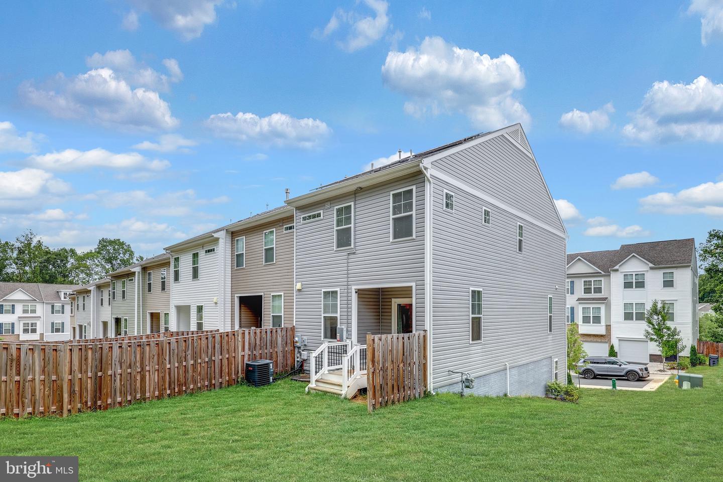 114 LENTZ LN, STAFFORD, Virginia 22554, 3 Bedrooms Bedrooms, ,2 BathroomsBathrooms,Residential,For sale,114 LENTZ LN,VAST2041804 MLS # VAST2041804
