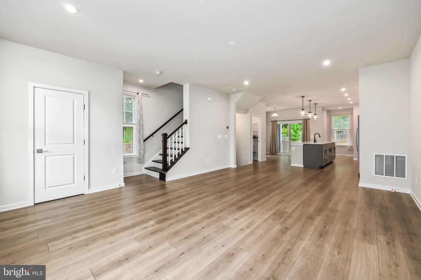 114 LENTZ LN, STAFFORD, Virginia 22554, 3 Bedrooms Bedrooms, ,2 BathroomsBathrooms,Residential,For sale,114 LENTZ LN,VAST2041804 MLS # VAST2041804