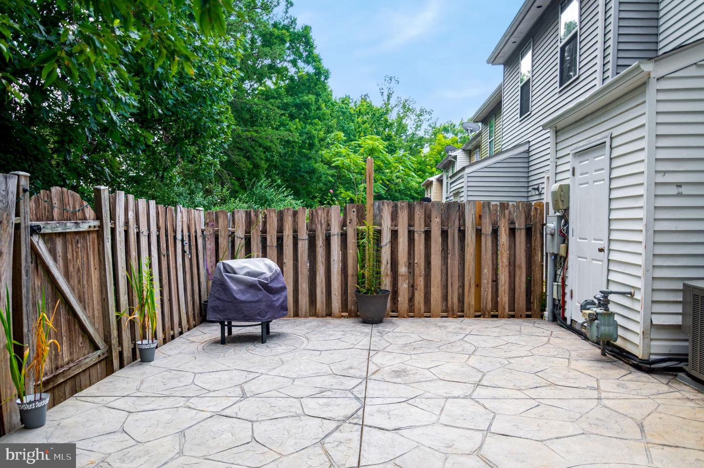15041 CATALPA CT, WOODBRIDGE, Virginia 22193, 3 Bedrooms Bedrooms, 6 Rooms Rooms,2 BathroomsBathrooms,Residential,For sale,15041 CATALPA CT,VAPW2101450 MLS # VAPW2101450