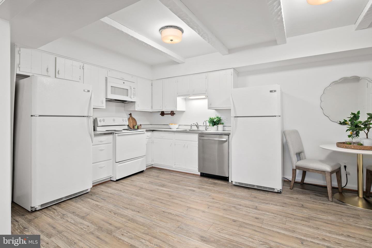 2819 LORCOM LN, ARLINGTON, Virginia 22207, 5 Bedrooms Bedrooms, ,2 BathroomsBathrooms,Residential,For sale,2819 LORCOM LN,VAAR2062260 MLS # VAAR2062260