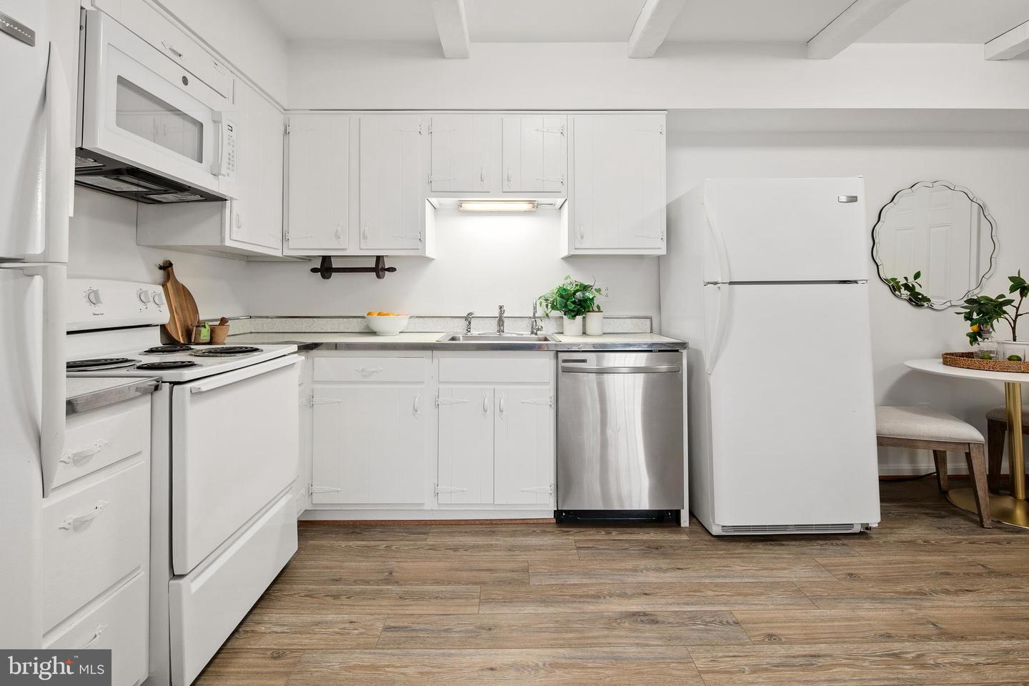 2819 LORCOM LN, ARLINGTON, Virginia 22207, 5 Bedrooms Bedrooms, ,2 BathroomsBathrooms,Residential,For sale,2819 LORCOM LN,VAAR2062260 MLS # VAAR2062260