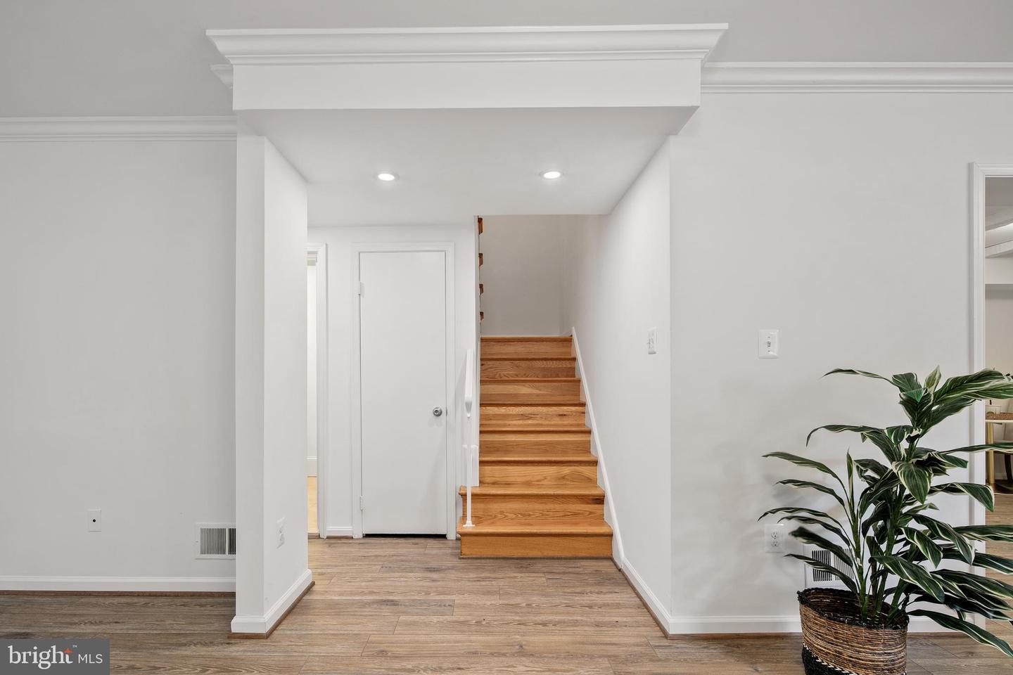 2819 LORCOM LN, ARLINGTON, Virginia 22207, 5 Bedrooms Bedrooms, ,2 BathroomsBathrooms,Residential,For sale,2819 LORCOM LN,VAAR2062260 MLS # VAAR2062260
