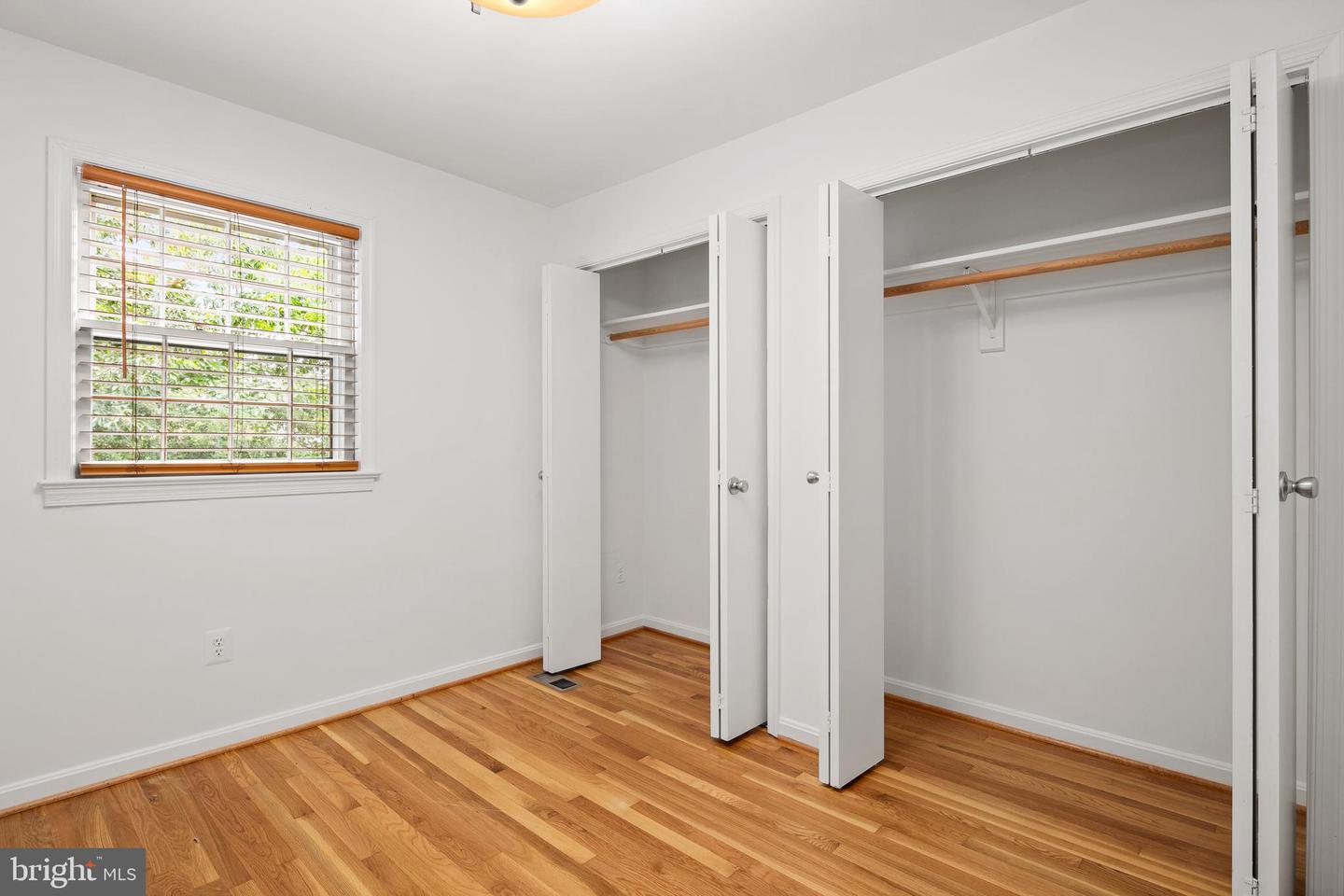 2819 LORCOM LN, ARLINGTON, Virginia 22207, 5 Bedrooms Bedrooms, ,2 BathroomsBathrooms,Residential,For sale,2819 LORCOM LN,VAAR2062260 MLS # VAAR2062260