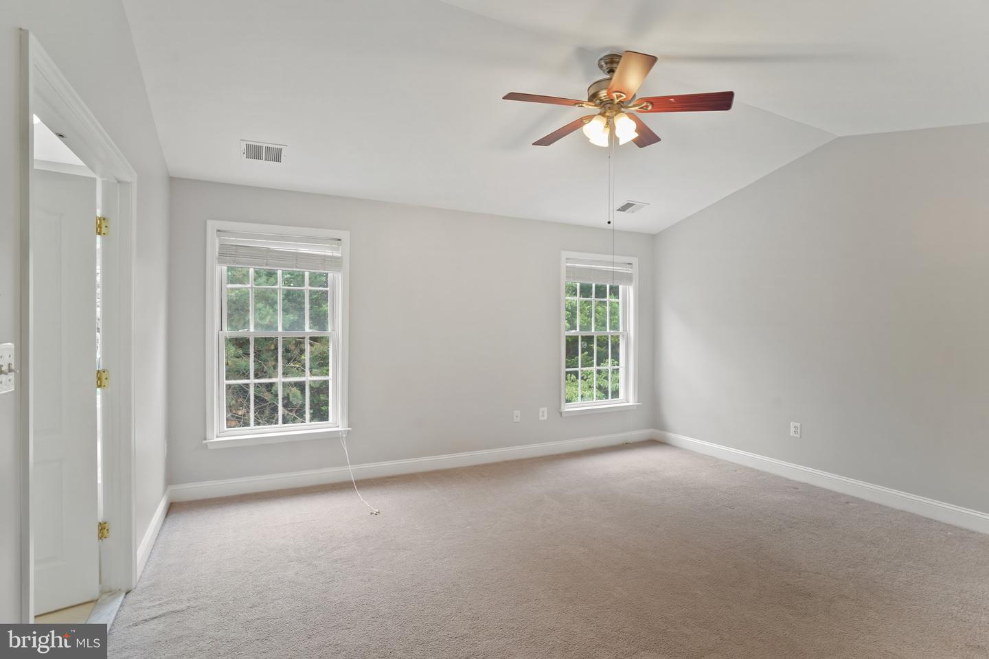 12465 BLISSFUL VALLEY DR, FAIRFAX, Virginia 22033, 4 Bedrooms Bedrooms, ,3 BathroomsBathrooms,Residential,For sale,12465 BLISSFUL VALLEY DR,VAFX2261248 MLS # VAFX2261248