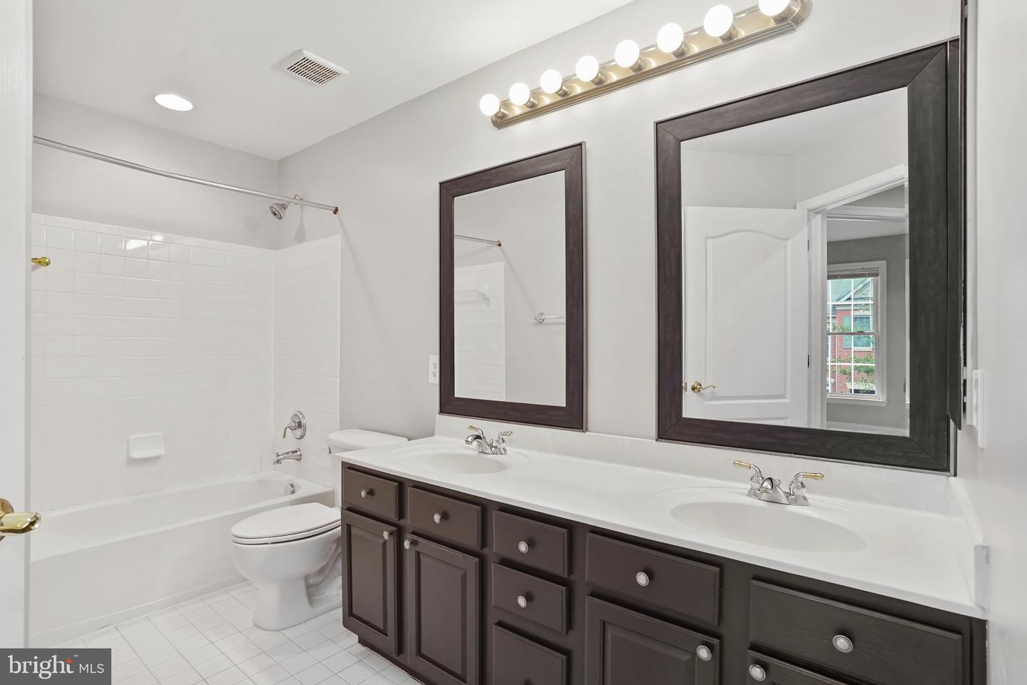12465 BLISSFUL VALLEY DR, FAIRFAX, Virginia 22033, 4 Bedrooms Bedrooms, ,3 BathroomsBathrooms,Residential,For sale,12465 BLISSFUL VALLEY DR,VAFX2261248 MLS # VAFX2261248