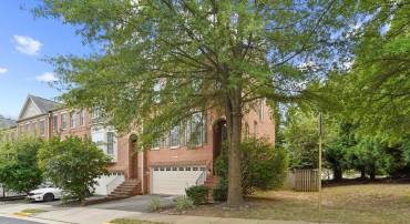 12465 BLISSFUL VALLEY DR, FAIRFAX, Virginia 22033, 4 Bedrooms Bedrooms, ,3 BathroomsBathrooms,Residential,For sale,12465 BLISSFUL VALLEY DR,VAFX2261248 MLS # VAFX2261248