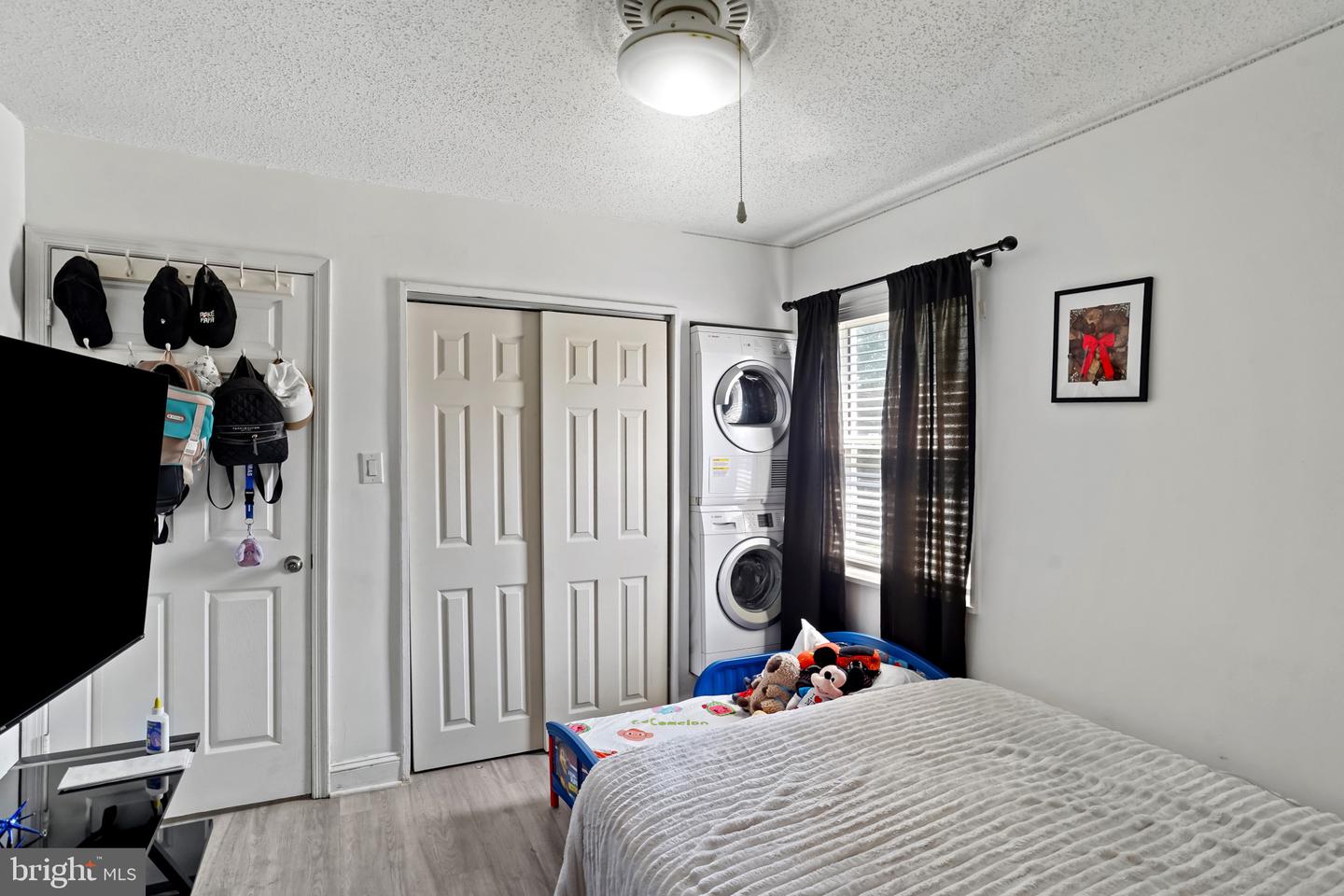 2303 FARRINGTON AVE #02-303, ALEXANDRIA, Virginia 22303, 2 Bedrooms Bedrooms, ,1 BathroomBathrooms,Residential,For sale,2303 FARRINGTON AVE #02-303,VAFX2261250 MLS # VAFX2261250