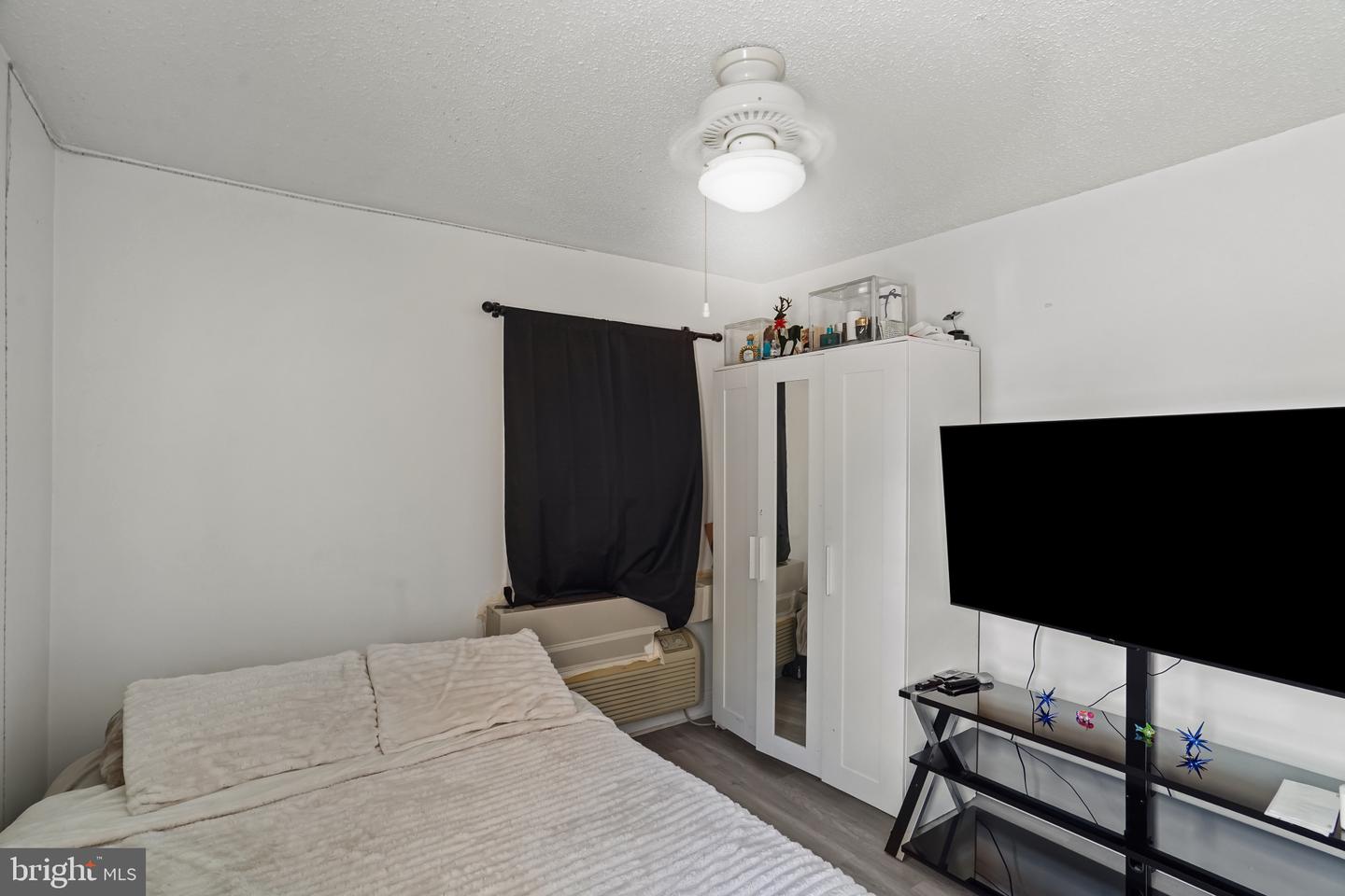 2303 FARRINGTON AVE #02-303, ALEXANDRIA, Virginia 22303, 2 Bedrooms Bedrooms, ,1 BathroomBathrooms,Residential,For sale,2303 FARRINGTON AVE #02-303,VAFX2261250 MLS # VAFX2261250