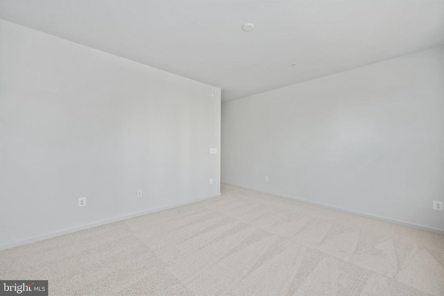2642 NEABSCO COMMON PL, WOODBRIDGE, Virginia 22191, 2 Bedrooms Bedrooms, ,2 BathroomsBathrooms,Residential,For sale,2642 NEABSCO COMMON PL,VAPW2101466 MLS # VAPW2101466