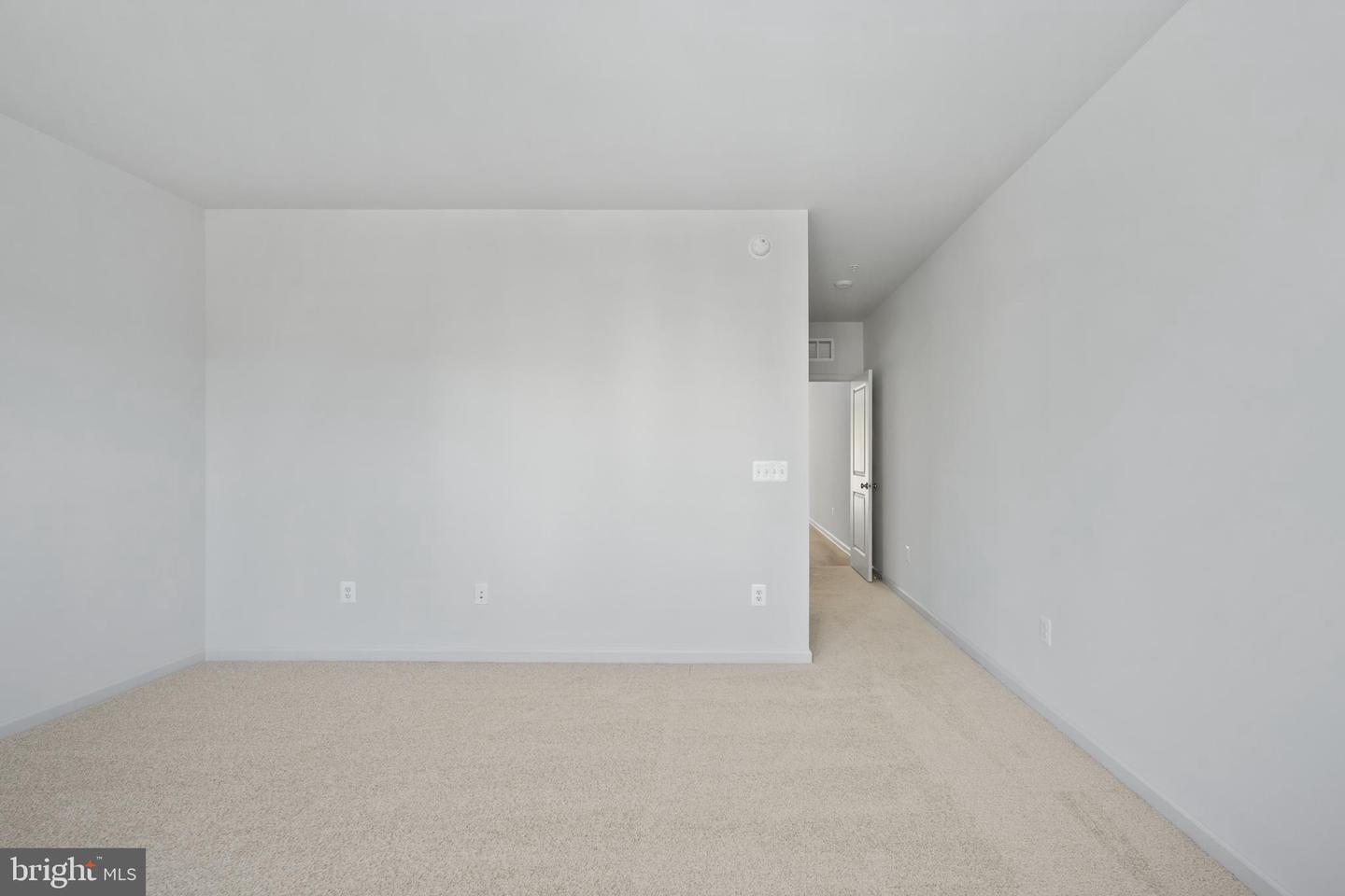 2642 NEABSCO COMMON PL, WOODBRIDGE, Virginia 22191, 2 Bedrooms Bedrooms, ,2 BathroomsBathrooms,Residential,For sale,2642 NEABSCO COMMON PL,VAPW2101466 MLS # VAPW2101466