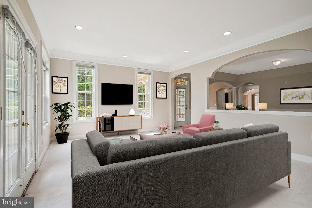 6614 QUANDER RD, ALEXANDRIA, Virginia 22307, 6 Bedrooms Bedrooms, ,5 BathroomsBathrooms,Residential,For sale,6614 QUANDER RD,VAFX2261296 MLS # VAFX2261296