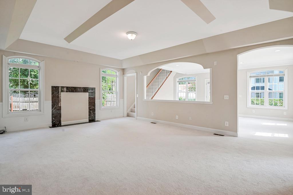 6614 QUANDER RD, ALEXANDRIA, Virginia 22307, 6 Bedrooms Bedrooms, ,5 BathroomsBathrooms,Residential,For sale,6614 QUANDER RD,VAFX2261296 MLS # VAFX2261296