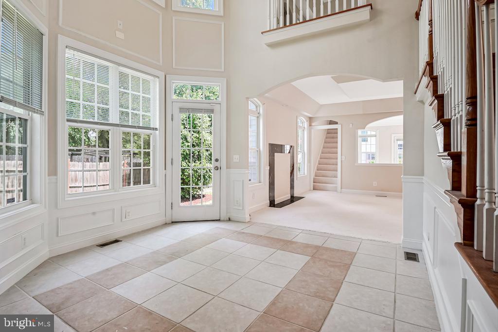 6614 QUANDER RD, ALEXANDRIA, Virginia 22307, 6 Bedrooms Bedrooms, ,5 BathroomsBathrooms,Residential,For sale,6614 QUANDER RD,VAFX2261296 MLS # VAFX2261296