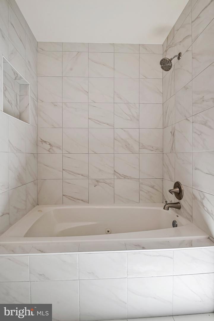 6614 QUANDER RD, ALEXANDRIA, Virginia 22307, 6 Bedrooms Bedrooms, ,5 BathroomsBathrooms,Residential,For sale,6614 QUANDER RD,VAFX2261296 MLS # VAFX2261296