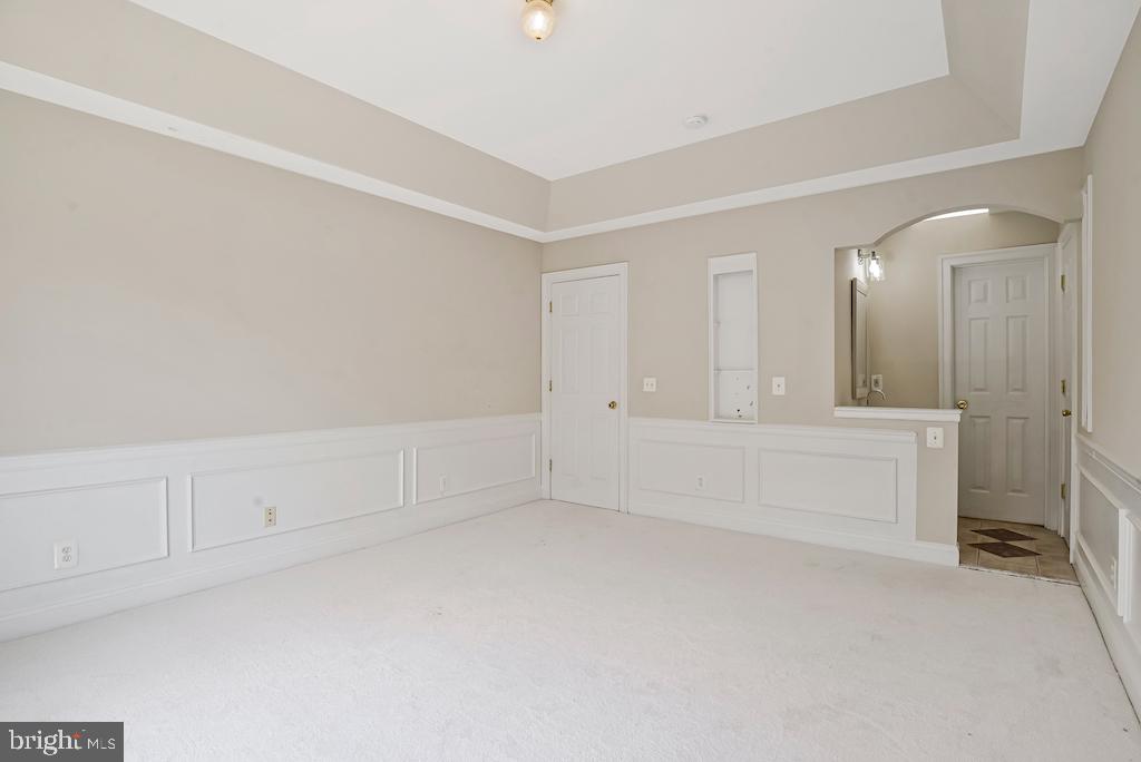 6614 QUANDER RD, ALEXANDRIA, Virginia 22307, 6 Bedrooms Bedrooms, ,5 BathroomsBathrooms,Residential,For sale,6614 QUANDER RD,VAFX2261296 MLS # VAFX2261296