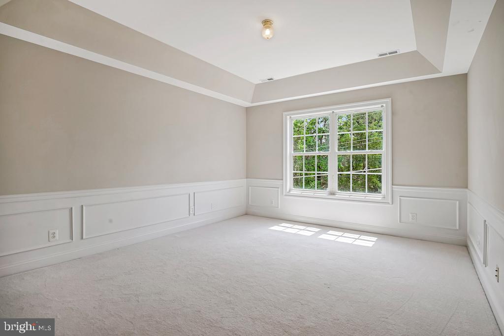 6614 QUANDER RD, ALEXANDRIA, Virginia 22307, 6 Bedrooms Bedrooms, ,5 BathroomsBathrooms,Residential,For sale,6614 QUANDER RD,VAFX2261296 MLS # VAFX2261296