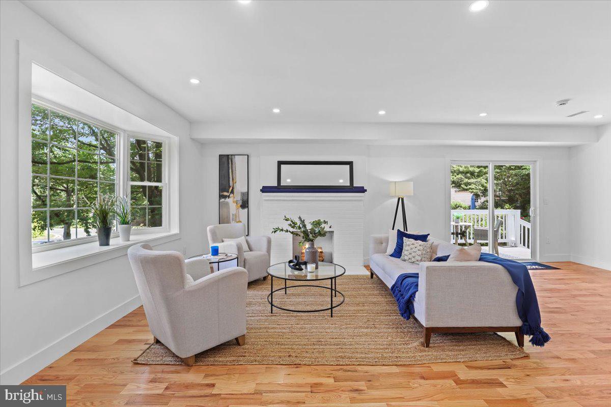 6219 WESTERN AVE NW, WASHINGTON, District Of Columbia 20015, 5 Bedrooms Bedrooms, ,3 BathroomsBathrooms,Residential,For sale,6219 WESTERN AVE NW,DCDC2215164 MLS # DCDC2215164