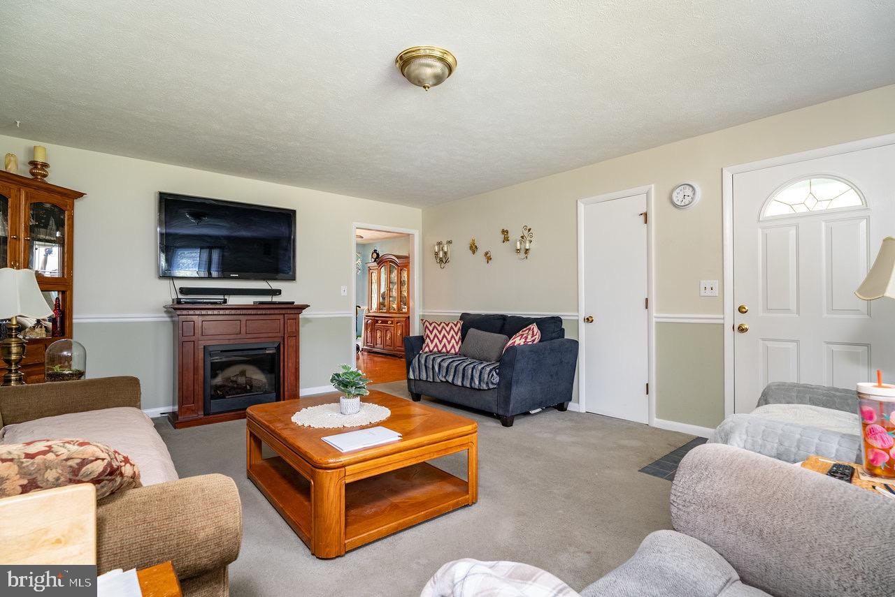 10461 MOUNTAIN VALLEY RD, ROCKINGHAM, Virginia 22802, 3 Bedrooms Bedrooms, ,2 BathroomsBathrooms,Residential,For sale,10461 MOUNTAIN VALLEY RD,VARO2002494 MLS # VARO2002494