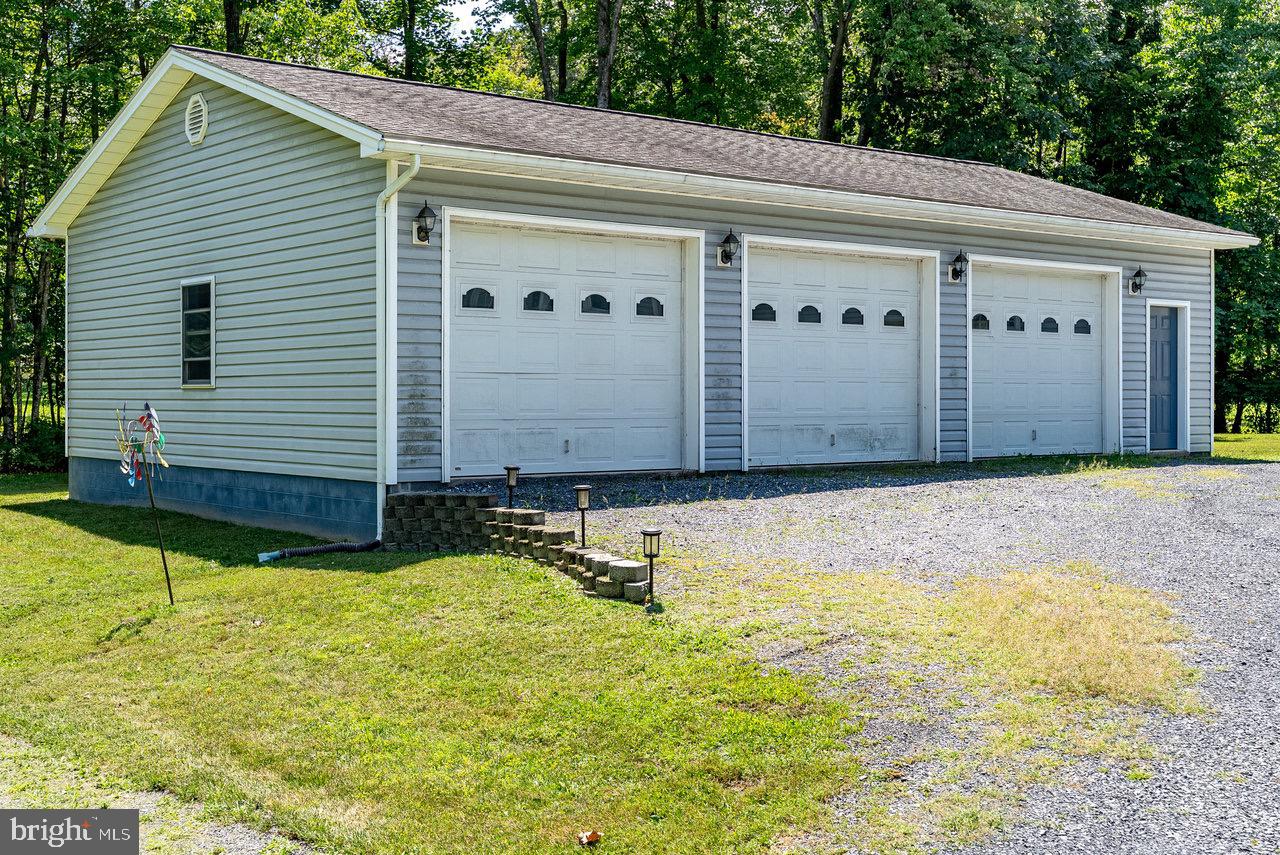 10461 MOUNTAIN VALLEY RD, ROCKINGHAM, Virginia 22802, 3 Bedrooms Bedrooms, ,2 BathroomsBathrooms,Residential,For sale,10461 MOUNTAIN VALLEY RD,VARO2002494 MLS # VARO2002494