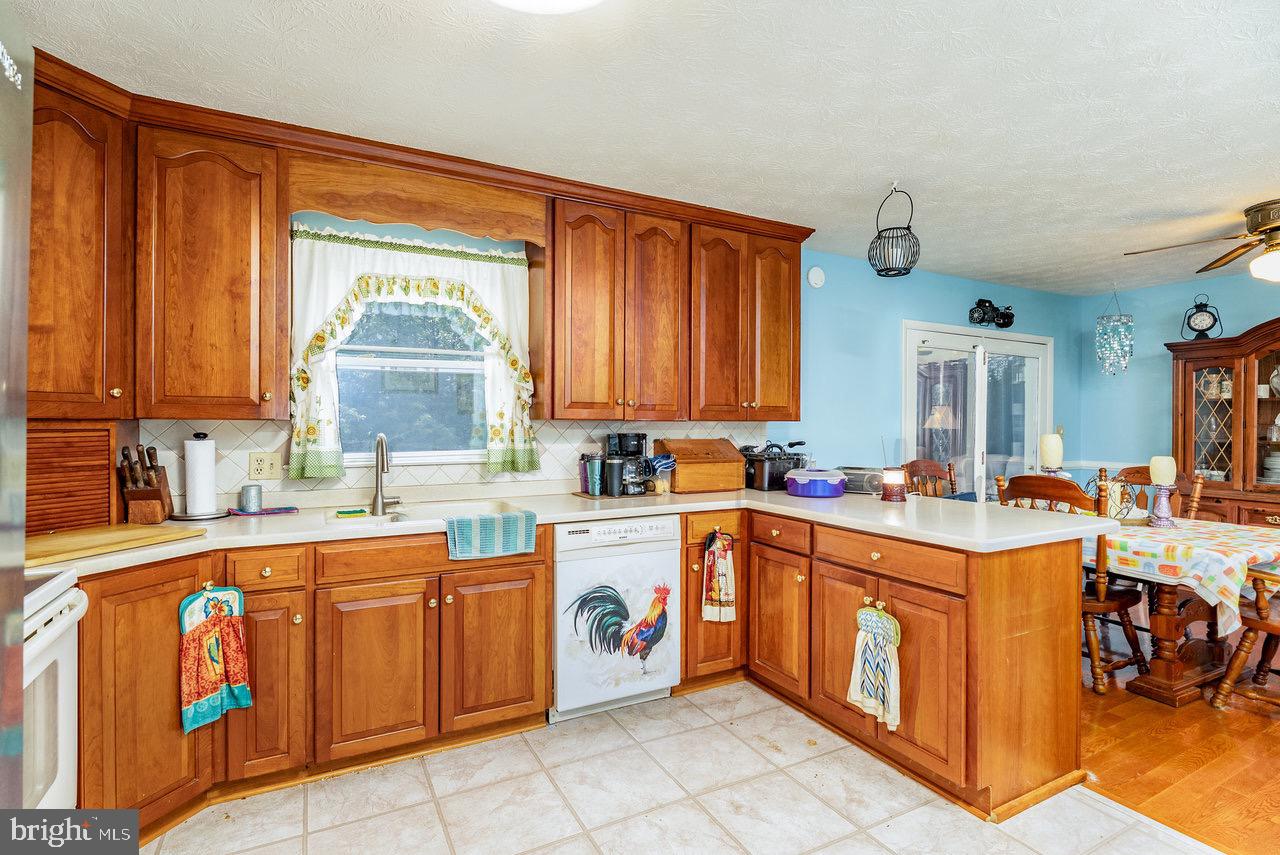 10461 MOUNTAIN VALLEY RD, ROCKINGHAM, Virginia 22802, 3 Bedrooms Bedrooms, ,2 BathroomsBathrooms,Residential,For sale,10461 MOUNTAIN VALLEY RD,VARO2002494 MLS # VARO2002494