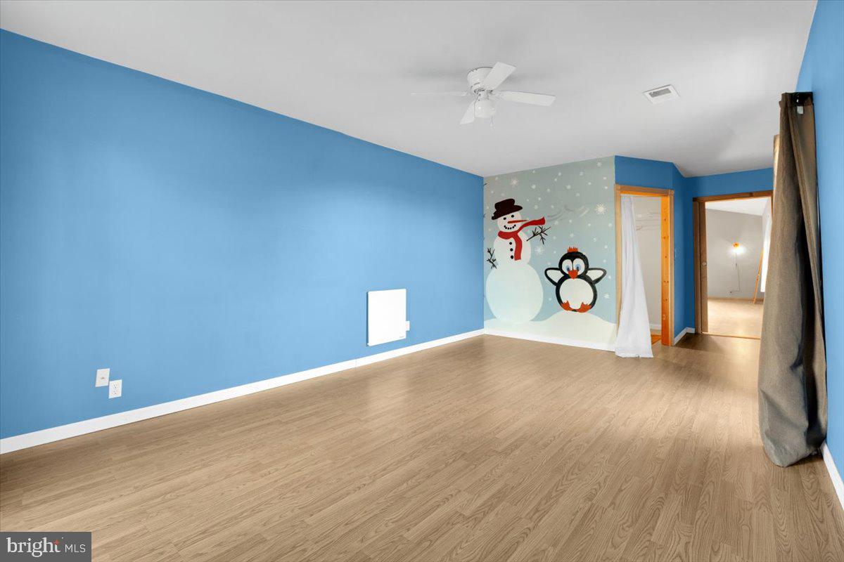 6414 VIRGINIA HILLS AVE, ALEXANDRIA, Virginia 22310, 5 Bedrooms Bedrooms, ,2 BathroomsBathrooms,Residential,For sale,6414 VIRGINIA HILLS AVE,VAFX2261334 MLS # VAFX2261334