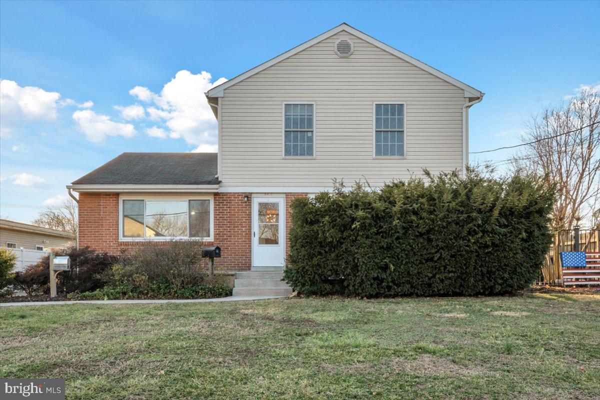 6414 VIRGINIA HILLS AVE, ALEXANDRIA, Virginia 22310, 5 Bedrooms Bedrooms, ,2 BathroomsBathrooms,Residential,For sale,6414 VIRGINIA HILLS AVE,VAFX2261334 MLS # VAFX2261334