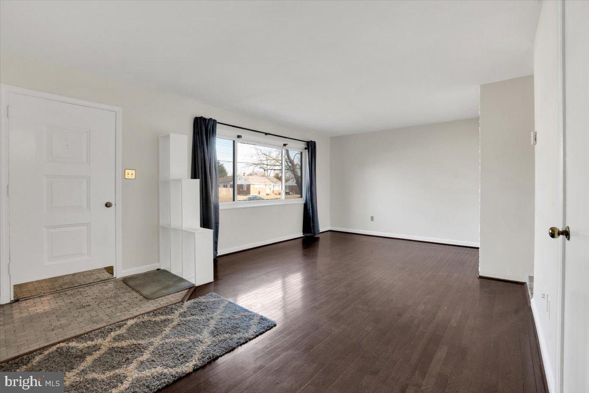 6414 VIRGINIA HILLS AVE, ALEXANDRIA, Virginia 22310, 5 Bedrooms Bedrooms, ,2 BathroomsBathrooms,Residential,For sale,6414 VIRGINIA HILLS AVE,VAFX2261334 MLS # VAFX2261334