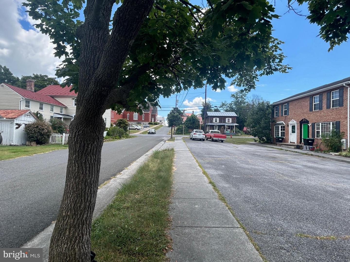 1005 LOCUST ST, STEPHENS CITY, Virginia 22655, 2 Bedrooms Bedrooms, ,1 BathroomBathrooms,Residential,For sale,1005 LOCUST ST,VAFV2036100 MLS # VAFV2036100