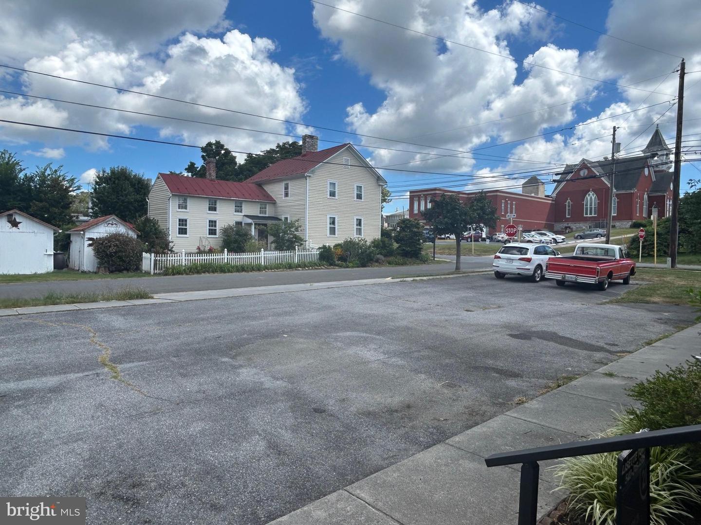 1005 LOCUST ST, STEPHENS CITY, Virginia 22655, 2 Bedrooms Bedrooms, ,1 BathroomBathrooms,Residential,For sale,1005 LOCUST ST,VAFV2036100 MLS # VAFV2036100
