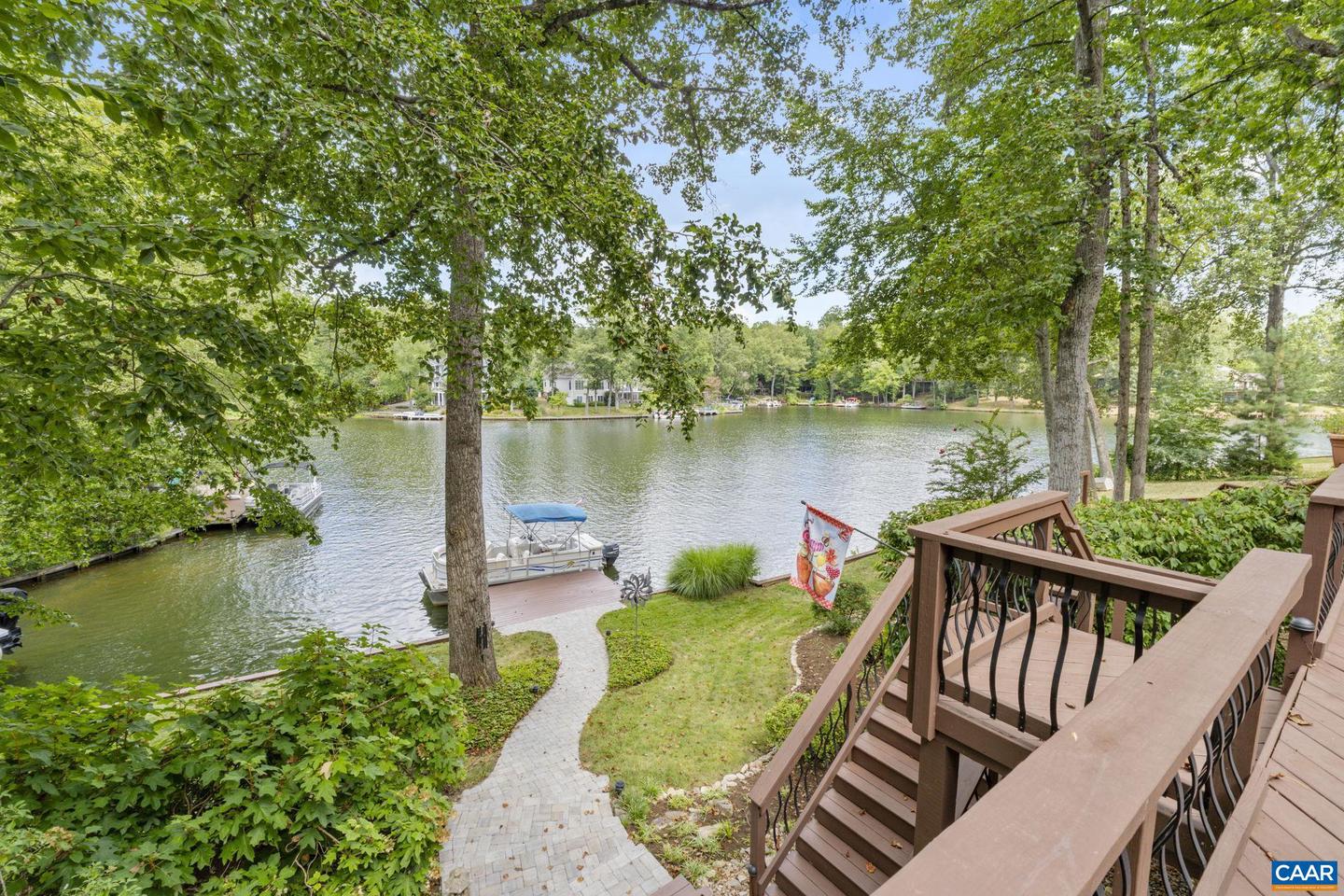 4 LAKEVIEW CIR, PALMYRA, Virginia 22963, 4 Bedrooms Bedrooms, ,3 BathroomsBathrooms,Residential,For sale,4 LAKEVIEW CIR,667853 MLS # 667853