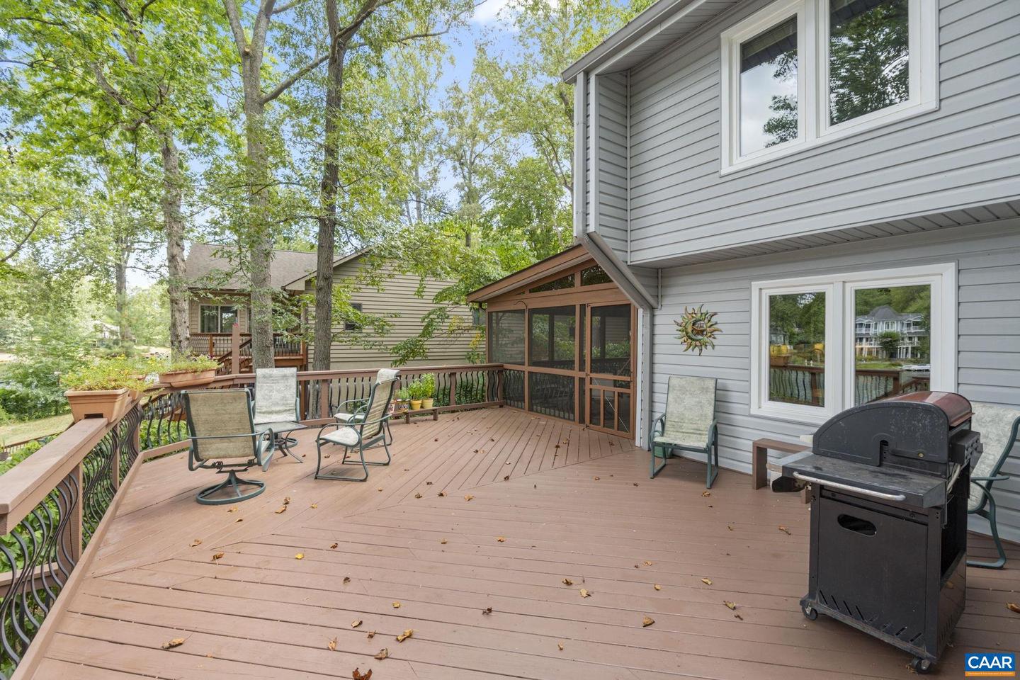 4 LAKEVIEW CIR, PALMYRA, Virginia 22963, 4 Bedrooms Bedrooms, ,3 BathroomsBathrooms,Residential,For sale,4 LAKEVIEW CIR,667853 MLS # 667853