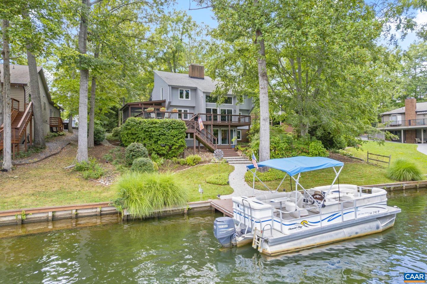 4 LAKEVIEW CIR, PALMYRA, Virginia 22963, 4 Bedrooms Bedrooms, ,3 BathroomsBathrooms,Residential,For sale,4 LAKEVIEW CIR,667853 MLS # 667853