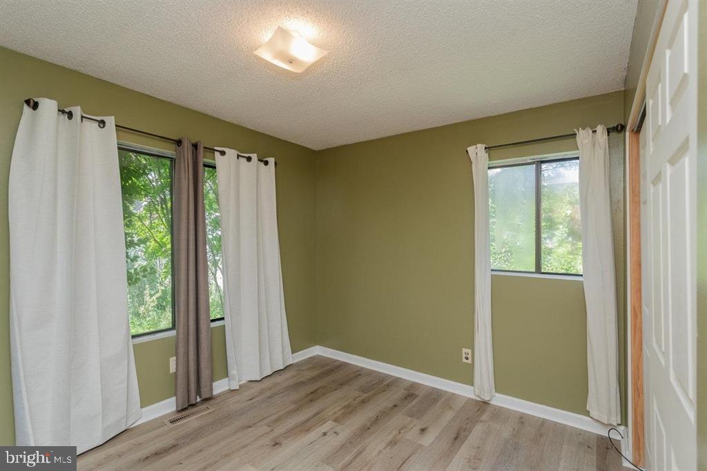 510 STONEFIELD CT, HARRISONBURG, Virginia 22802, 3 Bedrooms Bedrooms, ,2 BathroomsBathrooms,Residential,For sale,510 STONEFIELD CT,VAHC2000464 MLS # VAHC2000464
