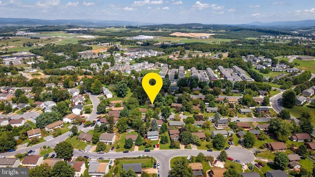 510 STONEFIELD CT, HARRISONBURG, Virginia 22802, 3 Bedrooms Bedrooms, ,2 BathroomsBathrooms,Residential,For sale,510 STONEFIELD CT,VAHC2000464 MLS # VAHC2000464