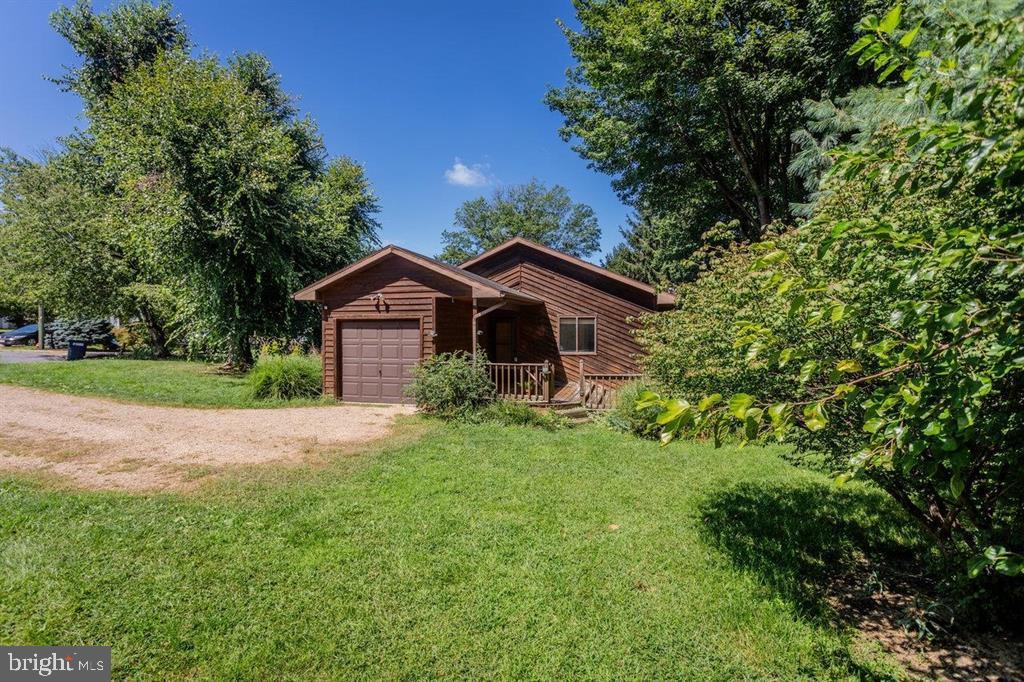 510 STONEFIELD CT, HARRISONBURG, Virginia 22802, 3 Bedrooms Bedrooms, ,2 BathroomsBathrooms,Residential,For sale,510 STONEFIELD CT,VAHC2000464 MLS # VAHC2000464