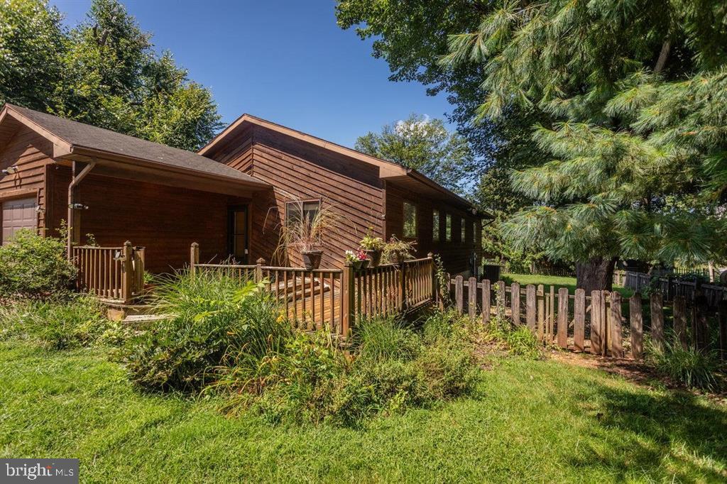 510 STONEFIELD CT, HARRISONBURG, Virginia 22802, 3 Bedrooms Bedrooms, ,2 BathroomsBathrooms,Residential,For sale,510 STONEFIELD CT,VAHC2000464 MLS # VAHC2000464