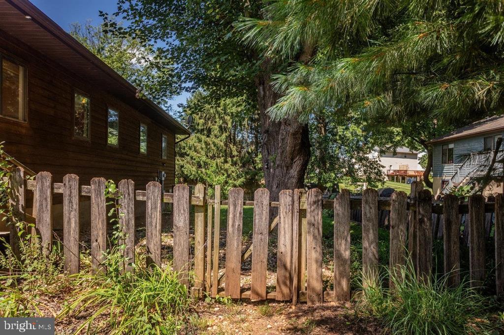 510 STONEFIELD CT, HARRISONBURG, Virginia 22802, 3 Bedrooms Bedrooms, ,2 BathroomsBathrooms,Residential,For sale,510 STONEFIELD CT,VAHC2000464 MLS # VAHC2000464