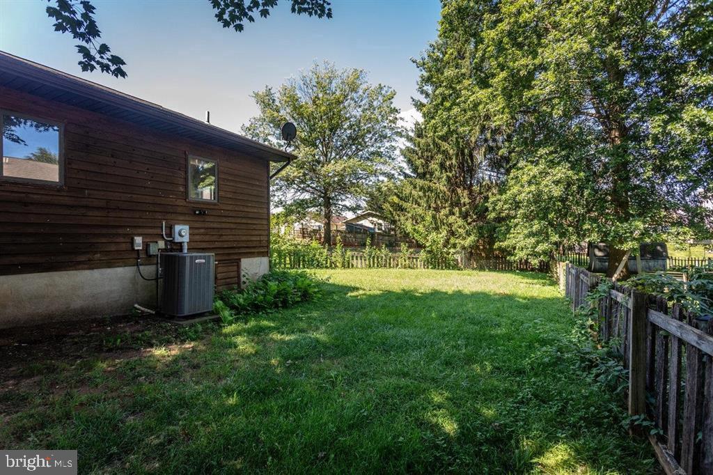 510 STONEFIELD CT, HARRISONBURG, Virginia 22802, 3 Bedrooms Bedrooms, ,2 BathroomsBathrooms,Residential,For sale,510 STONEFIELD CT,VAHC2000464 MLS # VAHC2000464